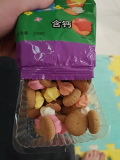 嘉顿花占饼干