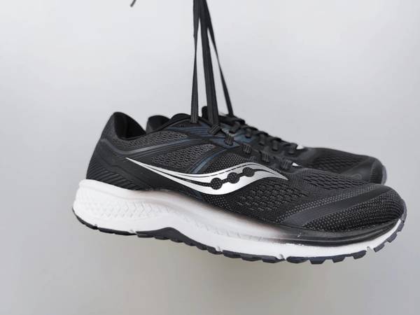 索康尼支撑性跑鞋OMNI19穿着体验