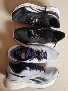 reebok跑步鞋性价比一流，