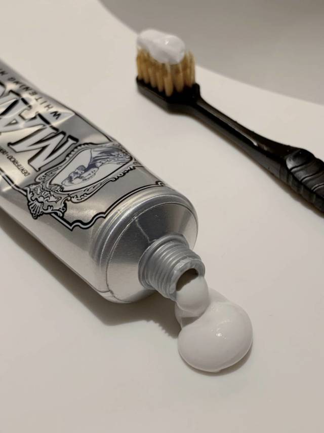 满满的幸福感好物:高颜值玛尔斯牙膏