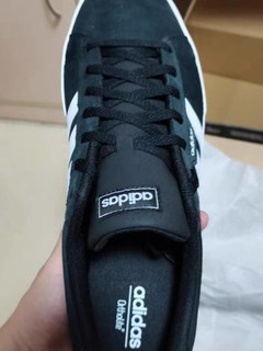 Adidas neo板鞋