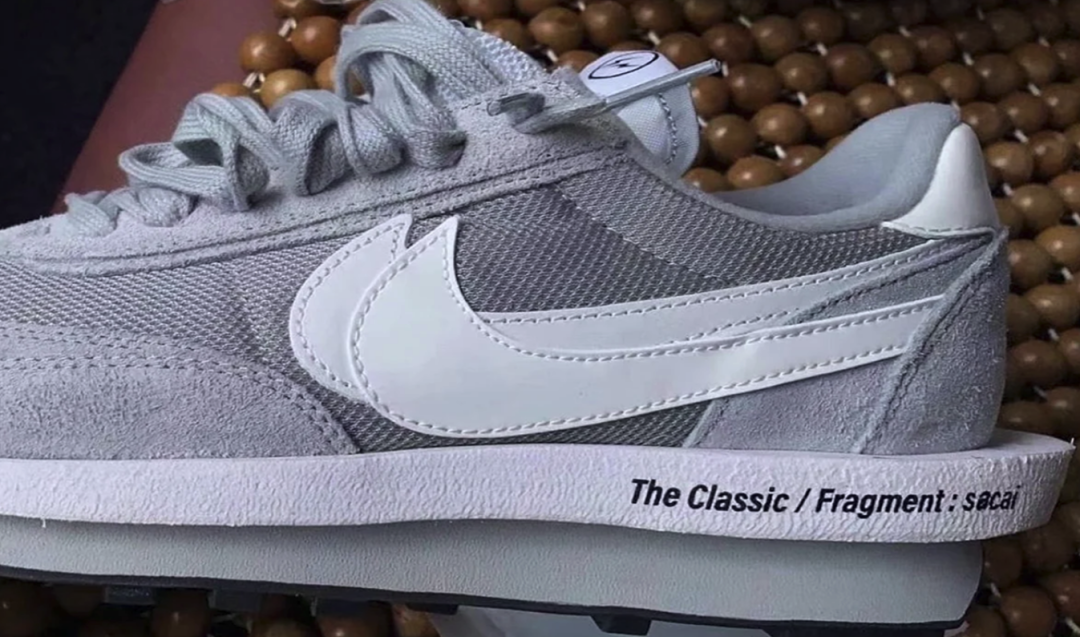 【オープニング 大放出セール】 【新品未使用】NIKE LDWaffle Fragment x sacai x - スニーカー