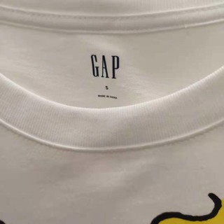 gap史努比联名款短袖，可爱又舒适