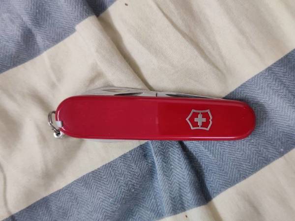 人生第一把瑞士军刀到手！