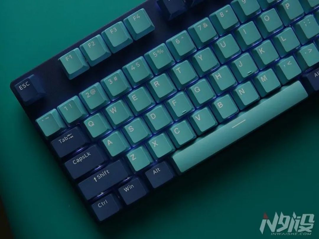 便宜也要颜值雷柏v500pro系列机械键盘图赏