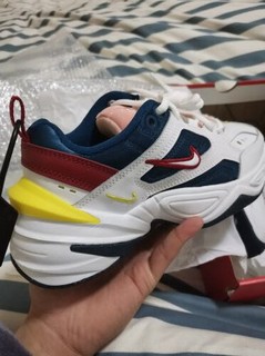 耐克 女子 NIKE M2K TEKNO