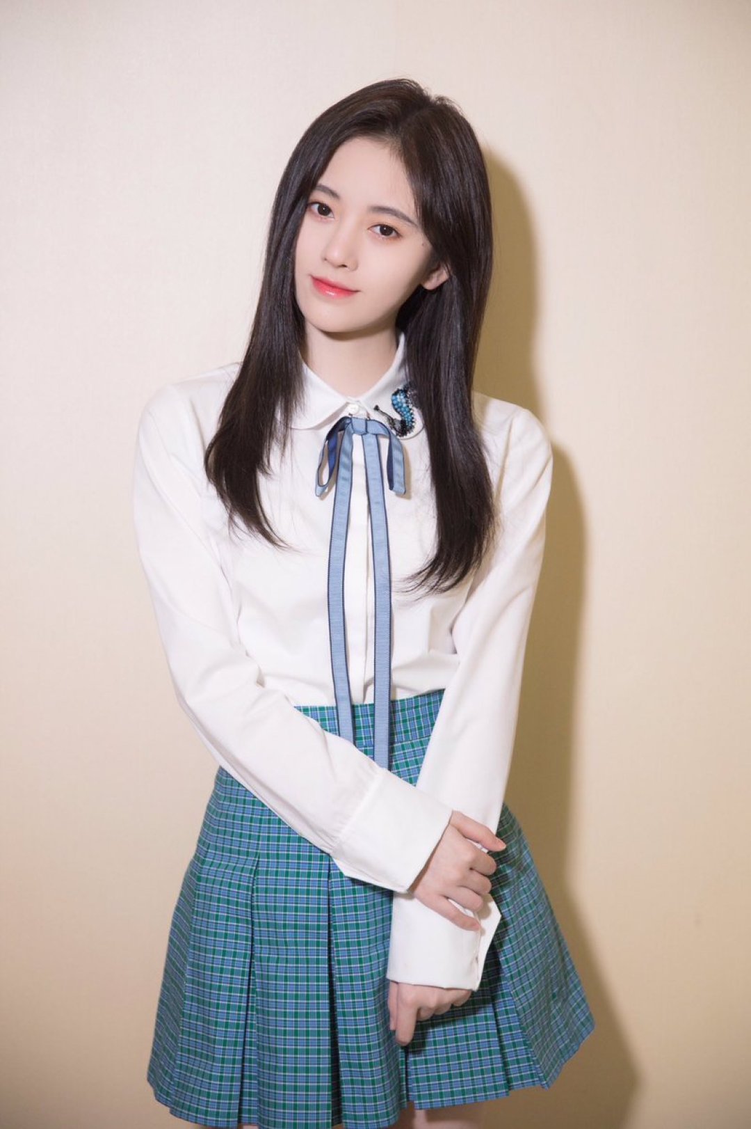 身高不到一米六的鞠婧祎,可甜可辣可温柔