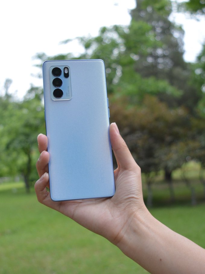 opporeno6 pro手机怎么样 在我眼里你会发光!