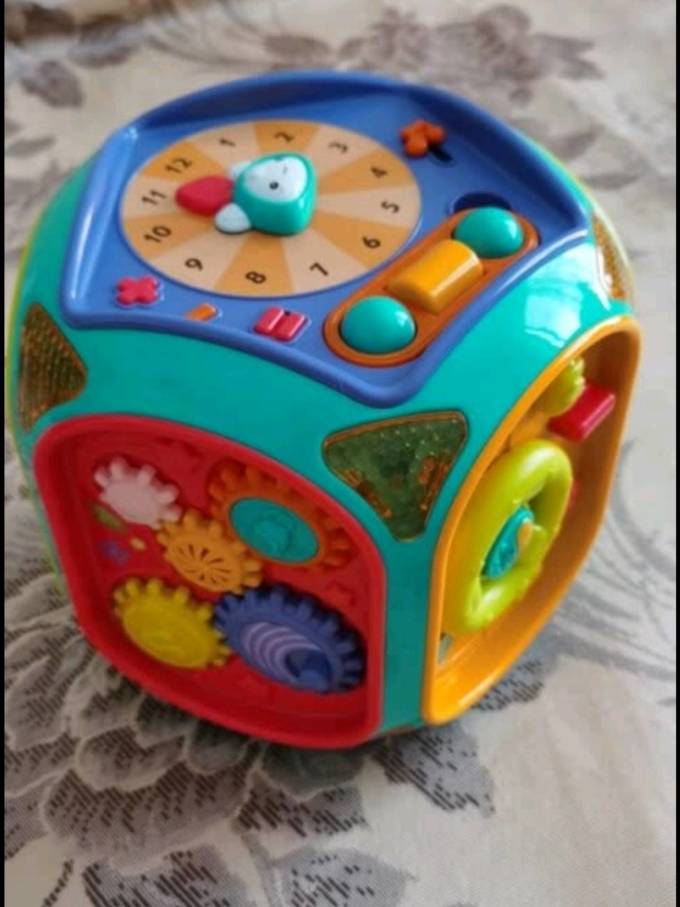 宝宝喜欢的六面体玩具