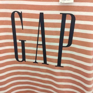 gap条纹t恤，宽松舒适