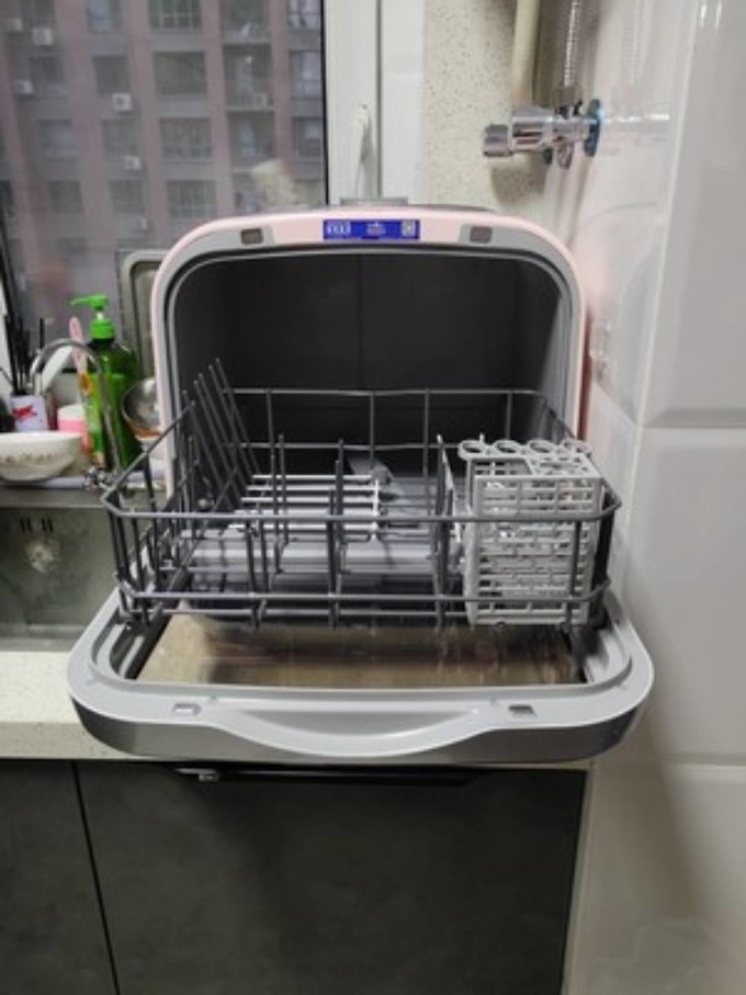 九阳水槽式洗碗机