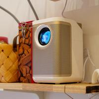 千元以下的投影仪值得买吗？1199元的知麻影院电视DIVA Pro 分享