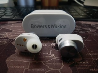 宝华韦健 B&W PI5 真无线蓝牙耳机