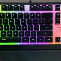 产品评测 篇九十：RGB键盘只按键下有光？不，这次整个键盘都发光