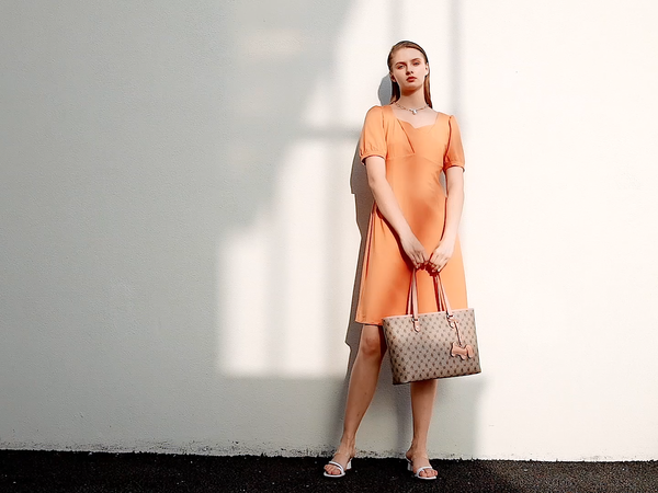 Hush Puppies经典系列托特包