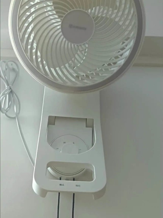 艾美特电风扇家用墙挂