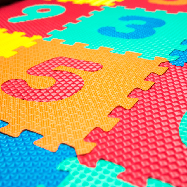 爬行垫什么材质的好？ 8 款高性价比的爬行垫推荐