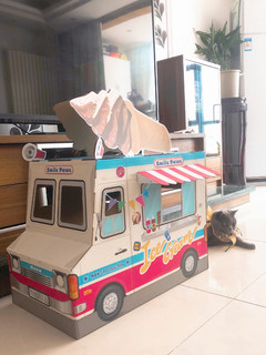 yoyo的冰淇淋店开业啦～笑爪冰淇淋车