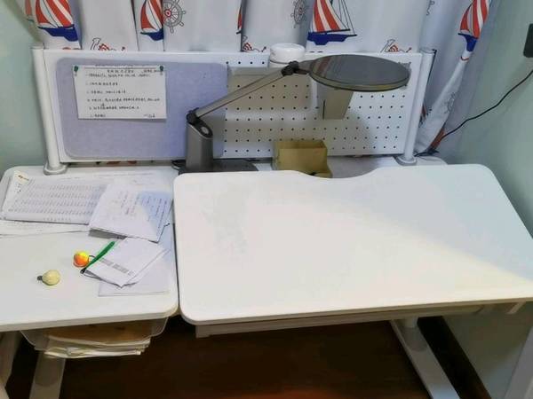 西昊儿童学习桌