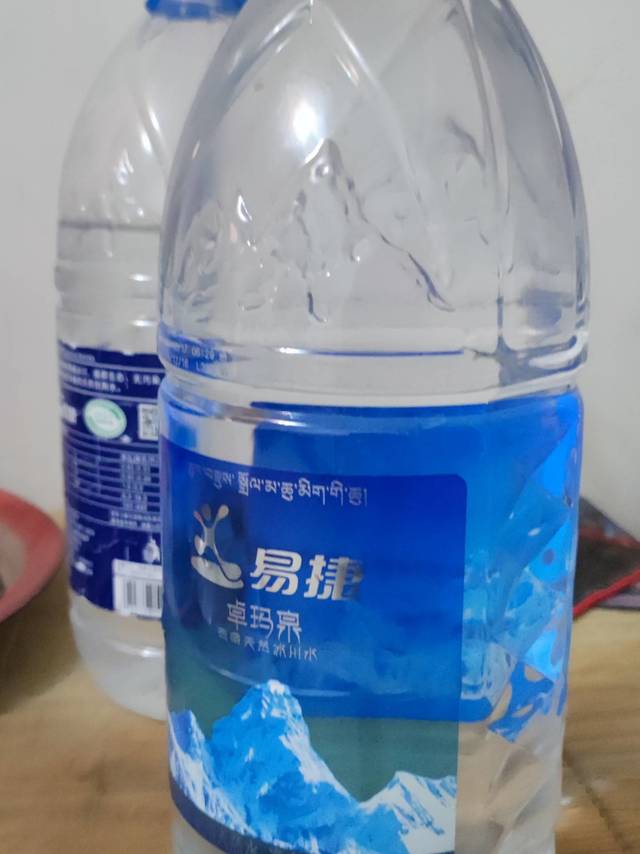 卓玛泉水冰川好水