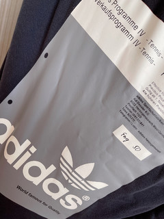 adidas 三叶草卫衣