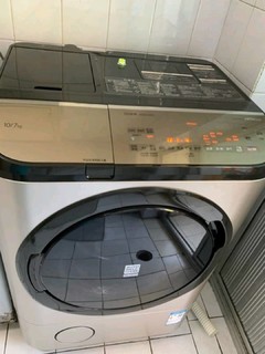日立日本旗舰款的AI自洁除螨母婴洗衣机