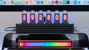 桌面 RGB 灯效「剁手清单」：教你玩转拟辉光灯、氛围灯、彩光灯带