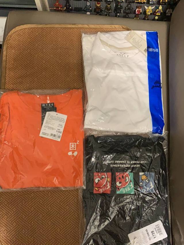 美特斯邦威男款短袖盲盒，超值