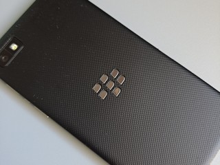 怀旧之旅－Blackberry Z10
