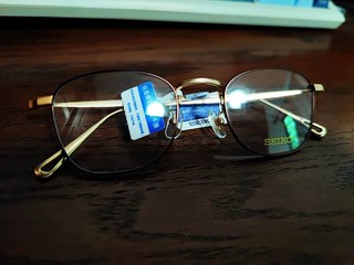 精工眼镜框-朴素优雅