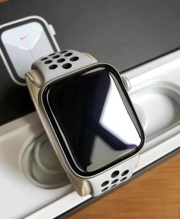 苹果手表耐克联名