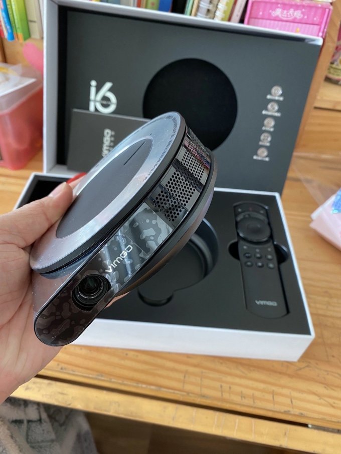 坚果微果家庭投影仪i6