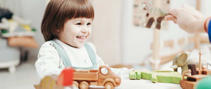  如何给宝宝挑选高质量玩具？这10种益智玩具越玩越聪明
