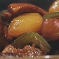 电饭煲食谱：黄焖鸡米饭、豆干鸡肉焖饭