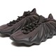 YEEZY 450「Dark Slate」细节图来了！延续前卫鞋型