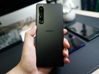 信仰神机Xperia 1iii