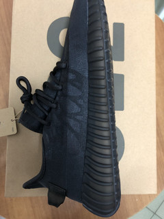 又一次买了两双yeezy350