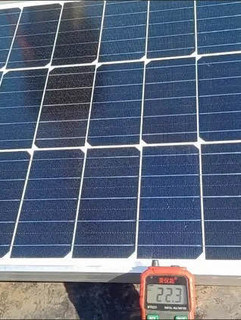 太阳能发电板