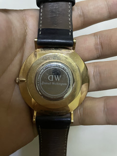 年轻时尚潮流之选，dw手表