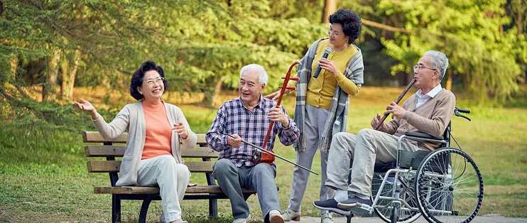 怎么给父母买保险 50岁以上中老年人投保攻略 值得收藏 保险 什么值得买