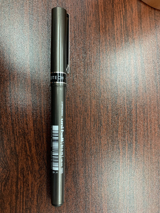 三菱铅笔中性笔