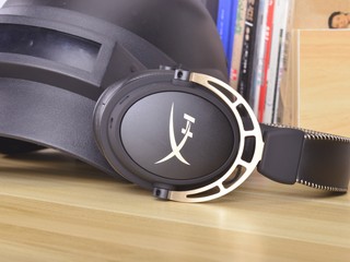 好耳机顶一个三级头，HyperX Alp