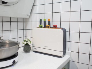 解决厨房做饭卫生问题，入手新款砧板消毒机