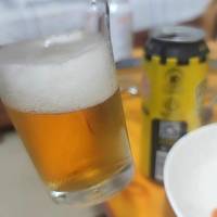 黄啤酒
