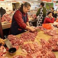 猪肉降价了，买肉别只会挑肥瘦，行家教你几招，花少钱买好肉