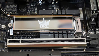 NVMe固态硬盘的一次技术飞跃，影驰HOF EXTREME PCIe4.0 SSD 1TB
