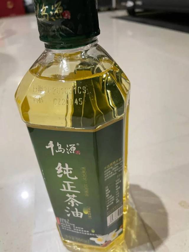 纯正的茶油特别好、产品色泽也清亮