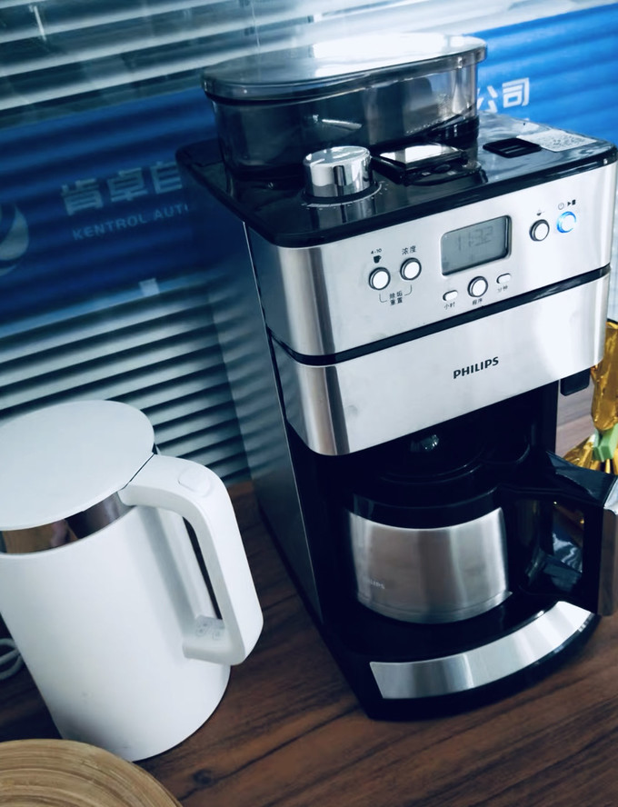 飞利浦全自动咖啡机