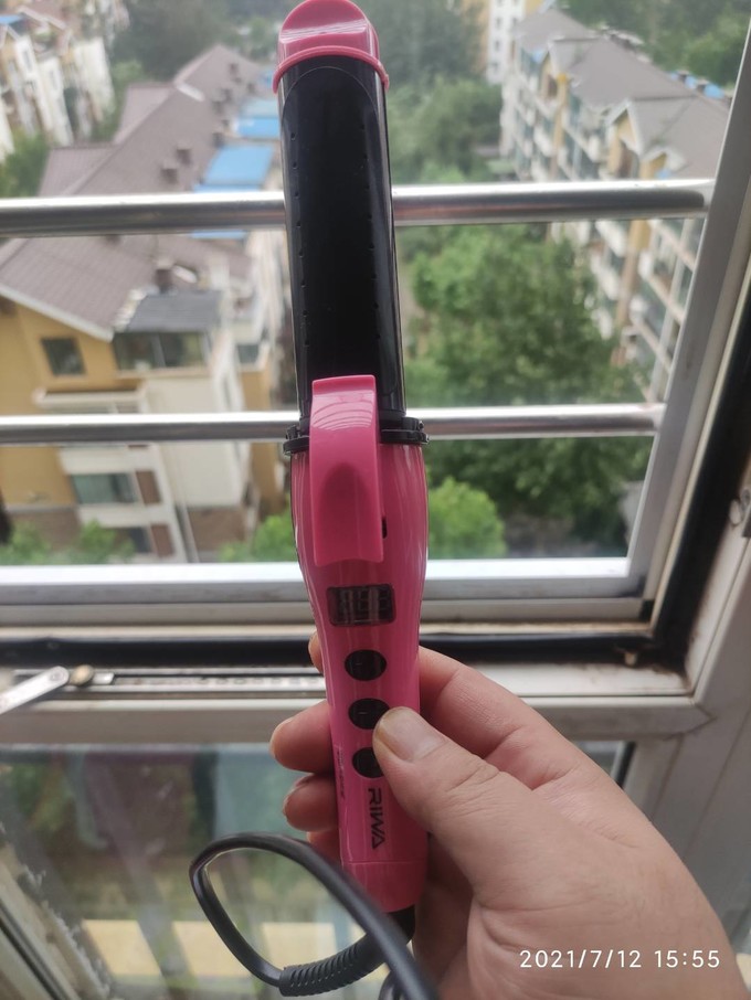 雷瓦美发造型器