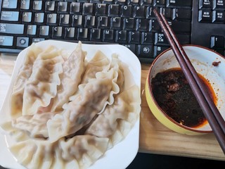 饺子喲